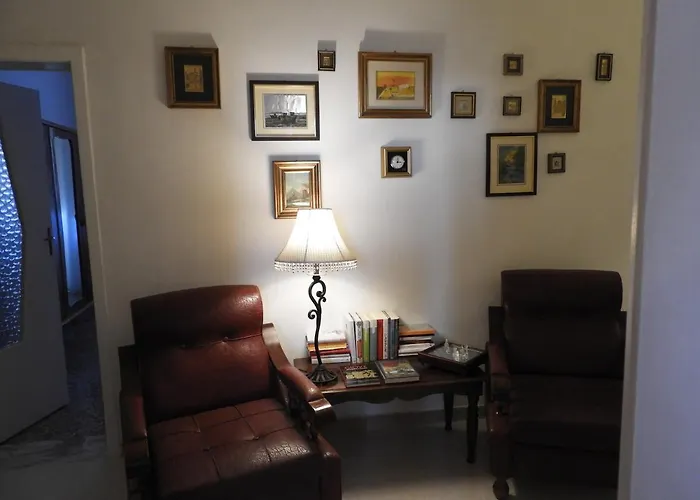 Il Falco Grillaio * 拉泰尔扎